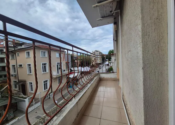 דירה 2 - Center Of