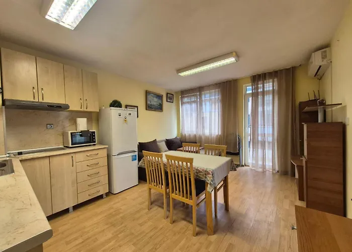 2 - Center Of * בורגאס